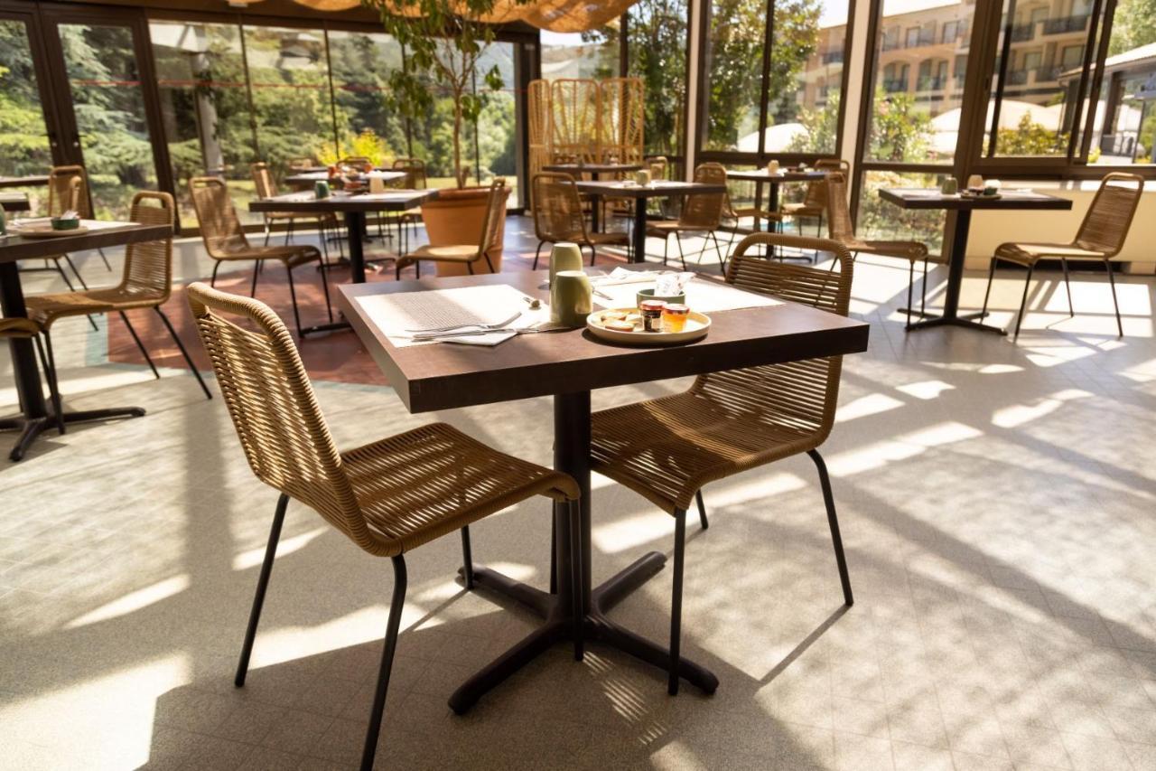 Domaine Les Sources De 디유르피 외부 사진